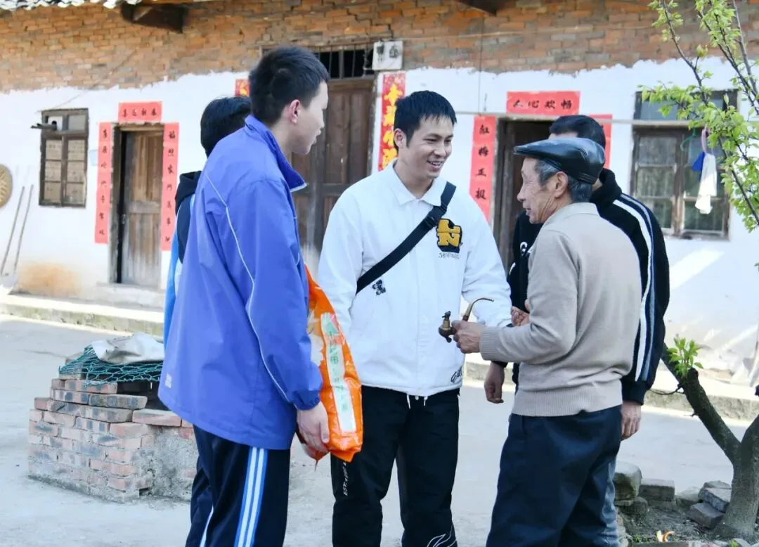 校园新闻周刊第19期丨誓师砺剑迎中考 思政践行担使命 第21张