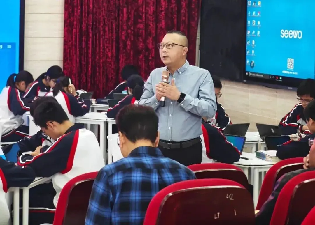 翠屏区开展2026年道德与法治中考复习研讨暨新教师培训活动 第5张