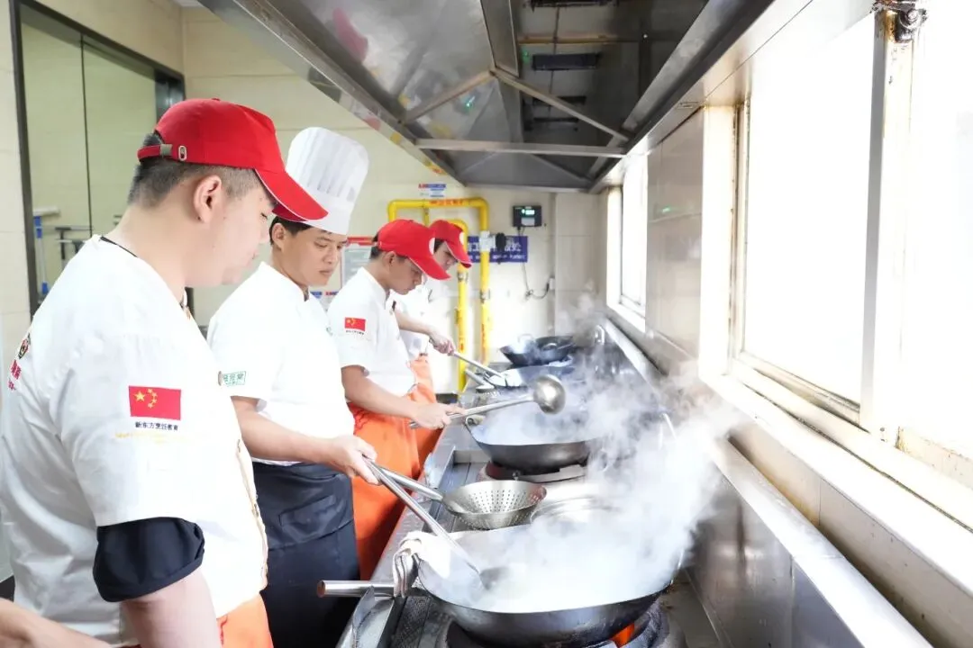 与其在中考结束后被动、匆忙地为孩子挑选学校,不如主动提前规划! 第15张