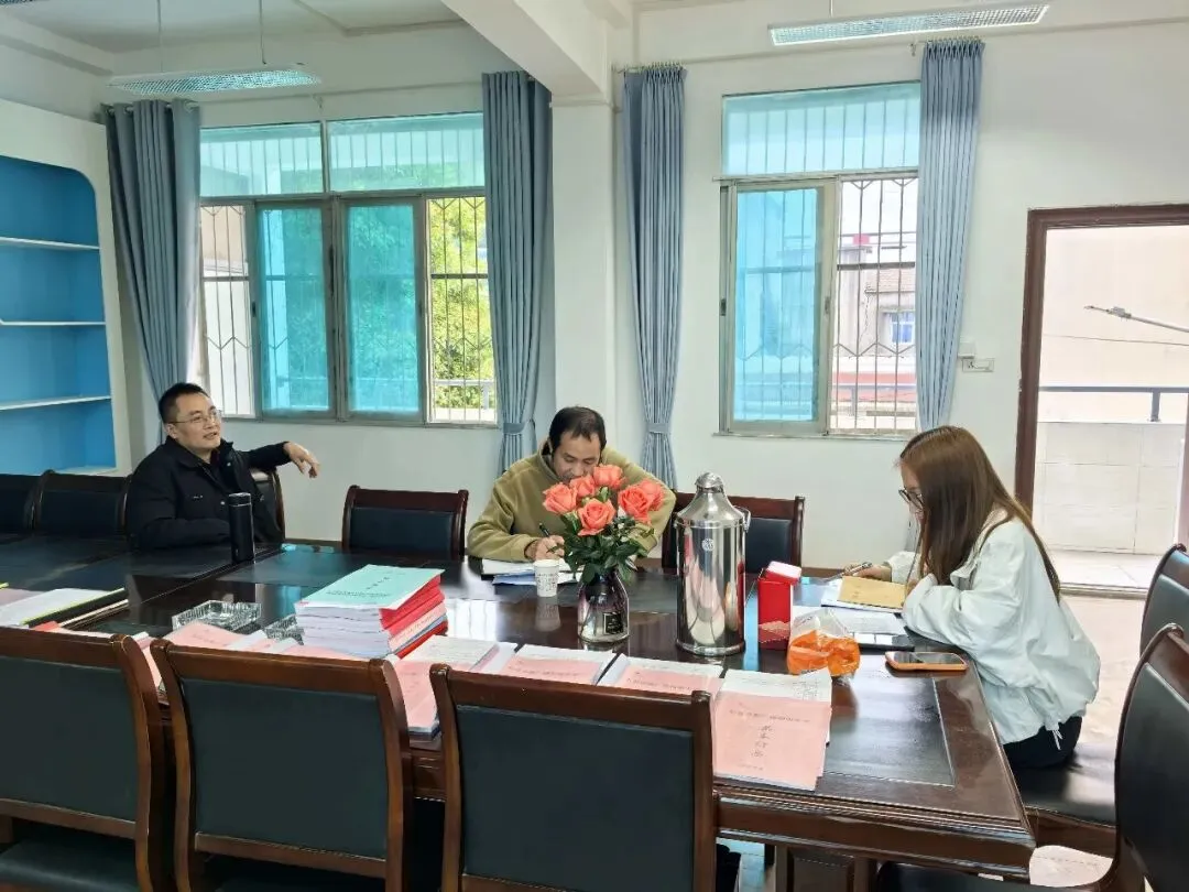 把脉中考复习 赋能高效课堂——中心学校深入新厂镇初级中学开展常规督导检查 第8张