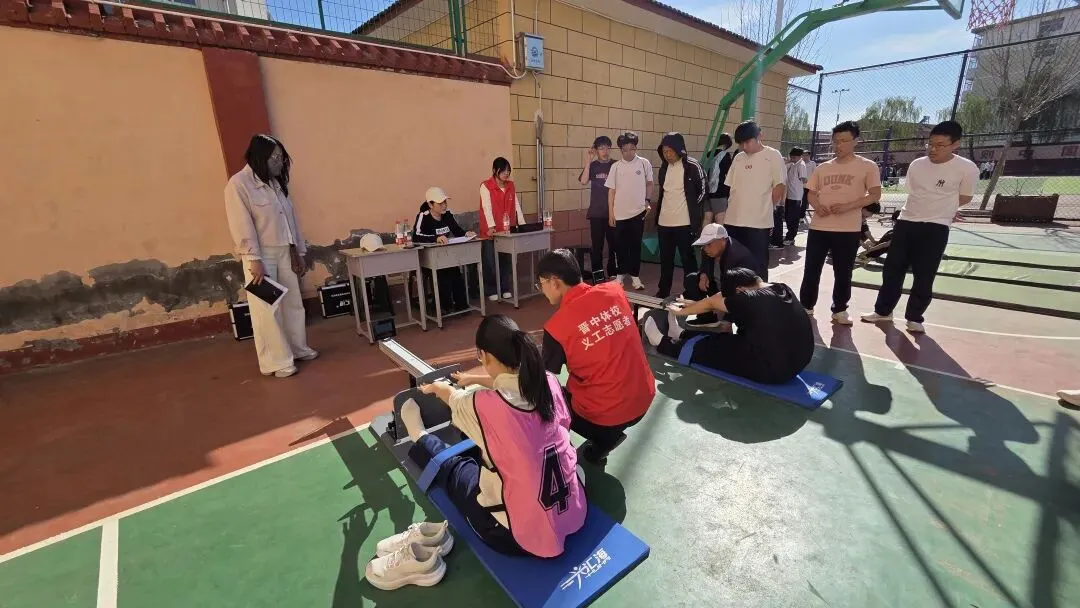 我校赴榆社二中开展社会服务暨中考体育模拟测试公益活动 第5张