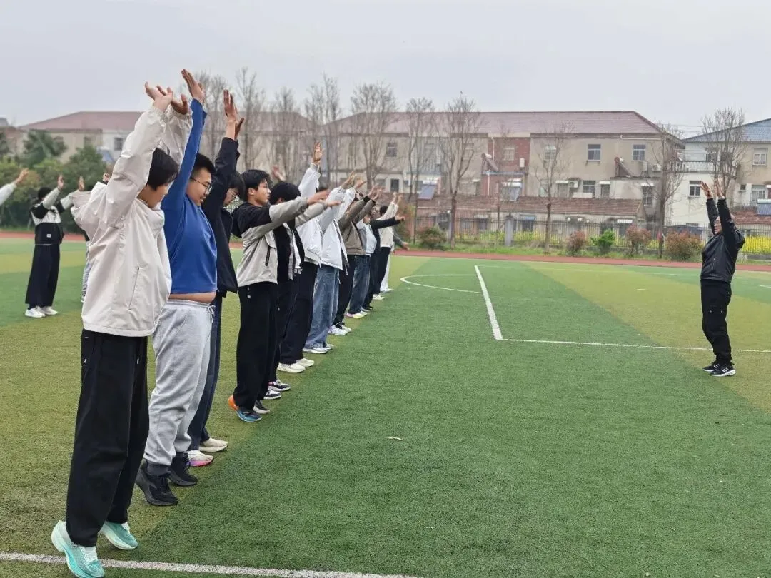 热血青春!直击射阳体育中考备考一线,初三学霸燃爆操场! 第12张
