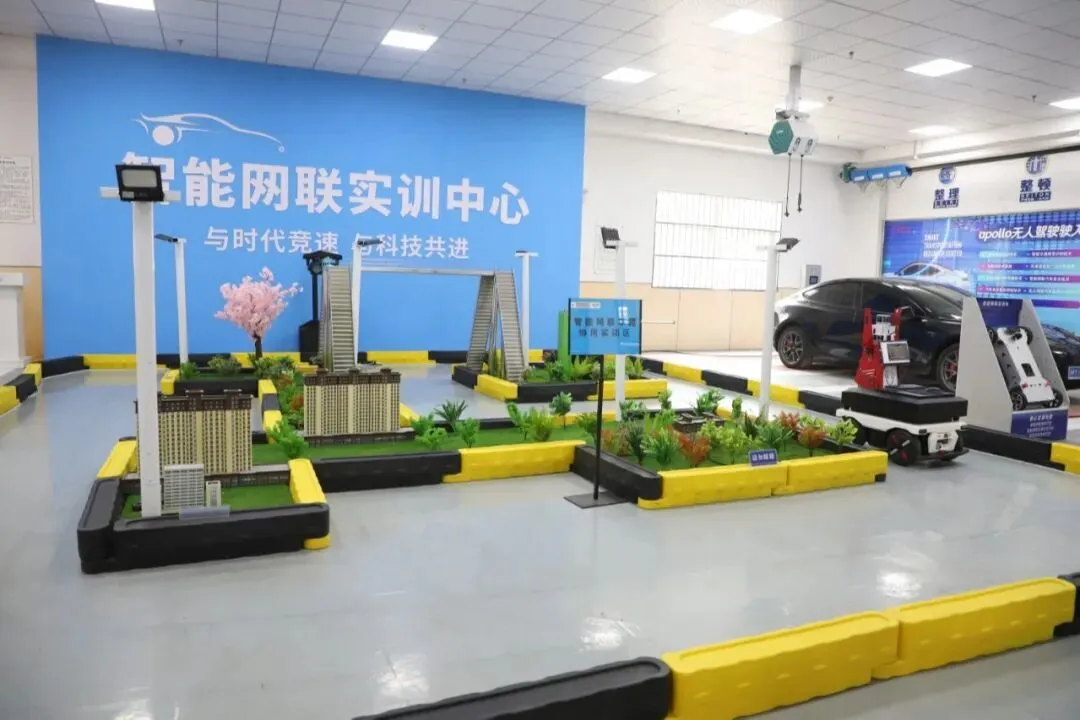 中考将至,孩子成绩不上不下,上普高还是上职校? 第5张