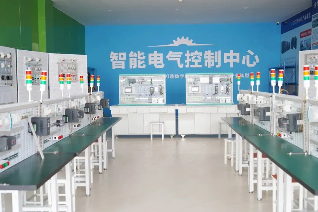 中考将至,孩子成绩不上不下,上普高还是上职校? 第6张