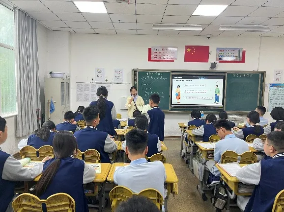 夯实基础提升素养 聚焦中考精研专题——初中部常态课展示活动(四) 第4张