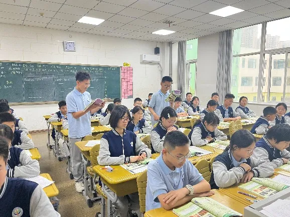 夯实基础提升素养 聚焦中考精研专题——初中部常态课展示活动(四) 第6张