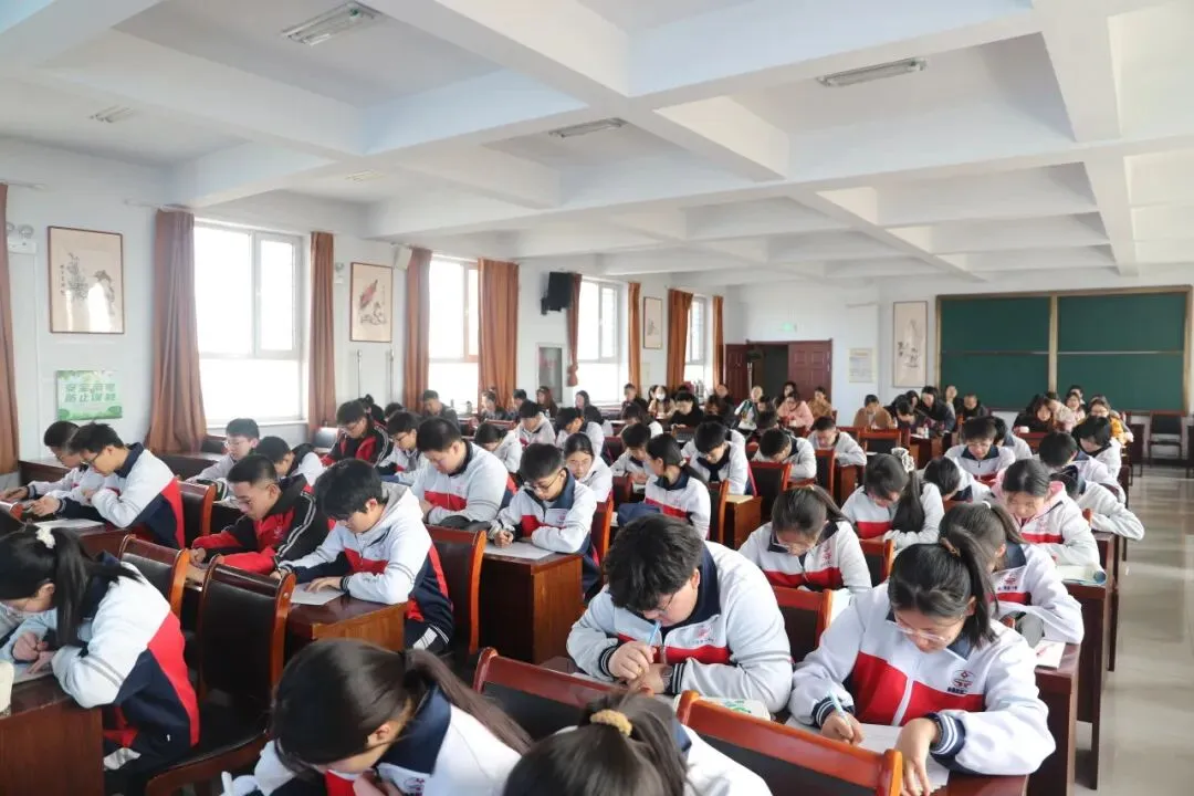 精研中考明方向 笃行备考提质效 | 2026年奈曼旗初中数学中考思维训练观摩研讨会在第二中学顺利召开 第3张