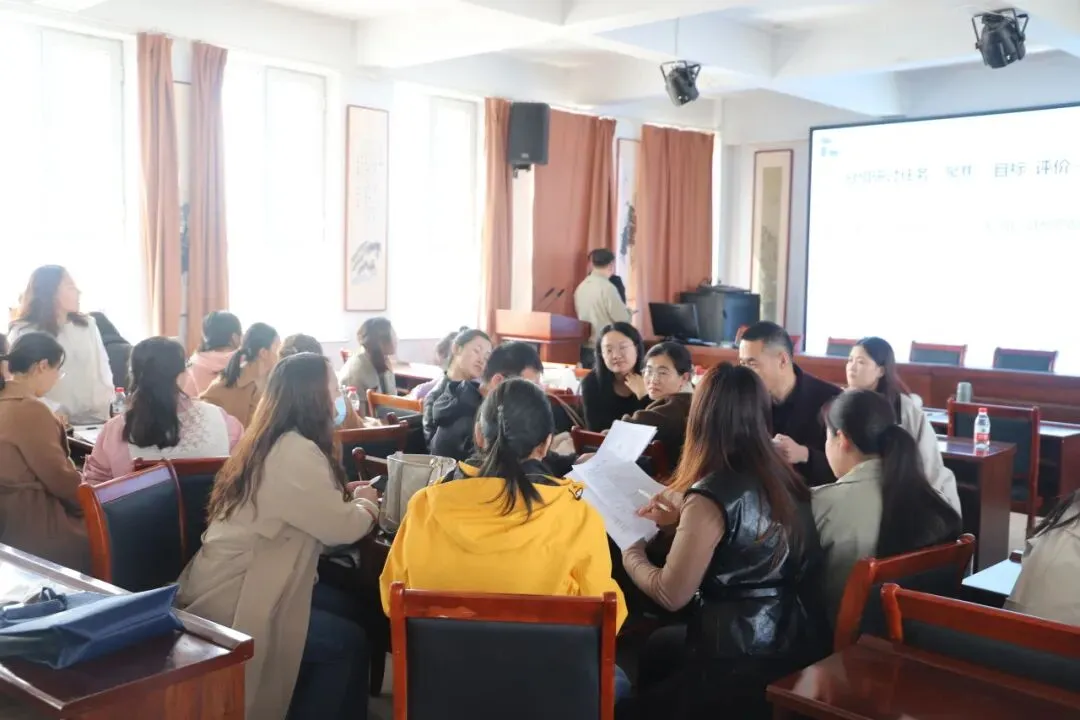 精研中考明方向 笃行备考提质效 | 2026年奈曼旗初中数学中考思维训练观摩研讨会在第二中学顺利召开 第9张