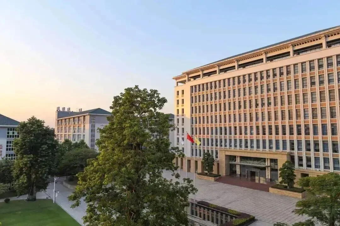 中考400分以下报名:广东华夏高级技工学校2026年自主招生 第12张