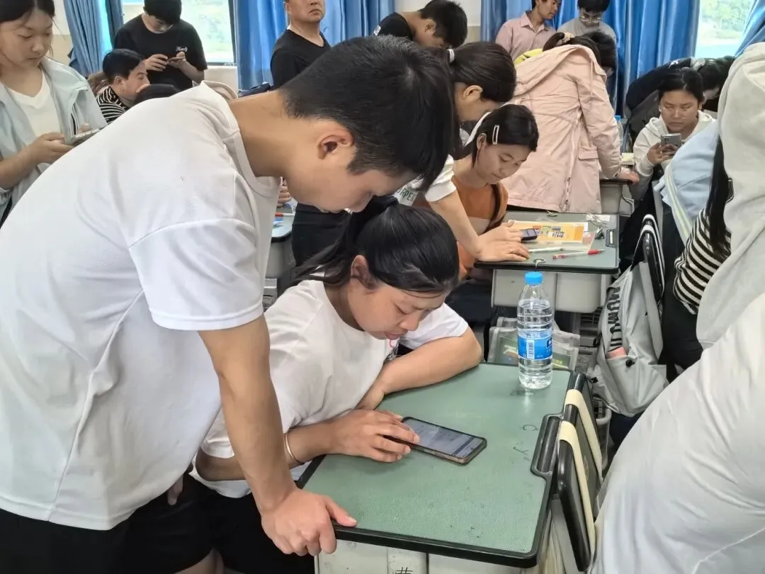 家校携手共育,助力中考冲刺——叙州区安边学校召开2026年春期九年级家长会 第5张