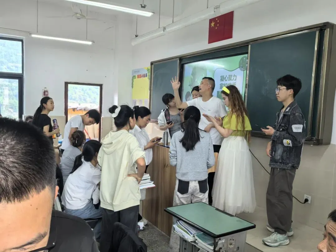 家校携手共育,助力中考冲刺——叙州区安边学校召开2026年春期九年级家长会 第7张