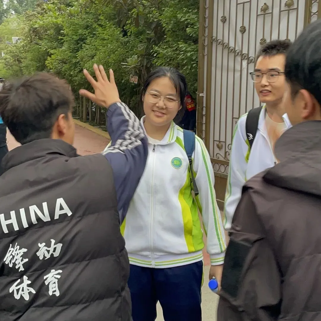 锋动体育中考送考纪实:用心护航,共赴满分荣光 第8张
