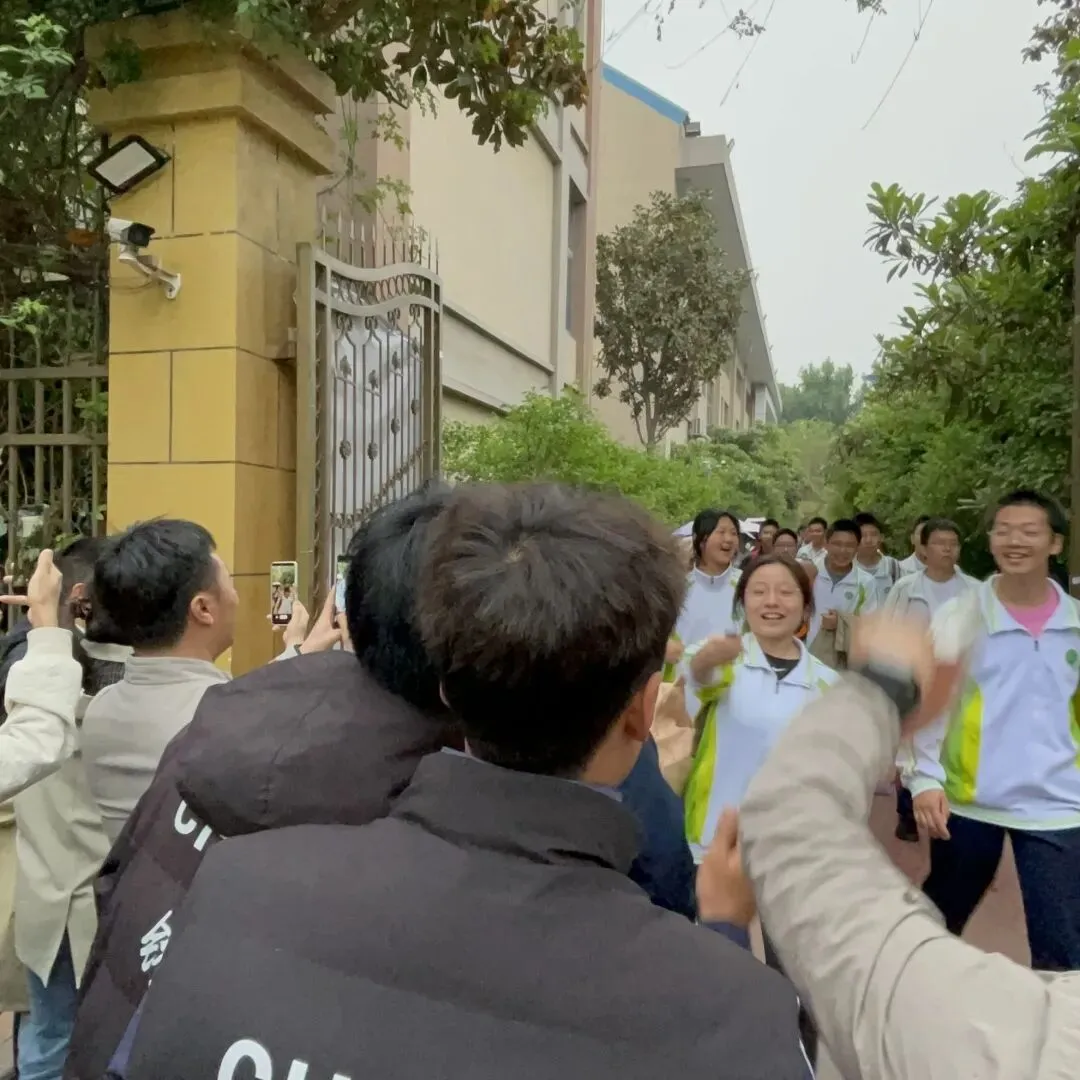 锋动体育中考送考纪实:用心护航,共赴满分荣光 第10张