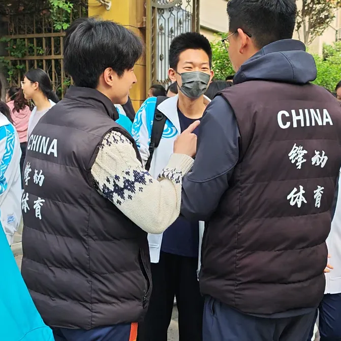 锋动体育中考送考纪实:用心护航,共赴满分荣光 第12张