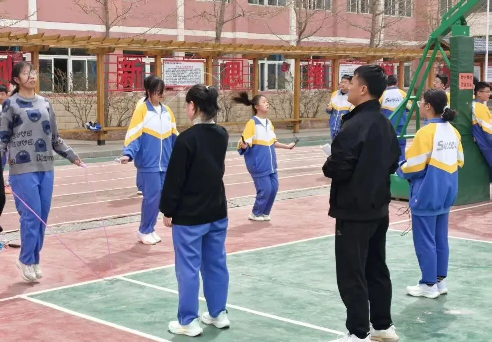 厉兵秣马测实力,凝心聚力迎中考——成功初三年级圆满完成体育市一诊检测 第5张