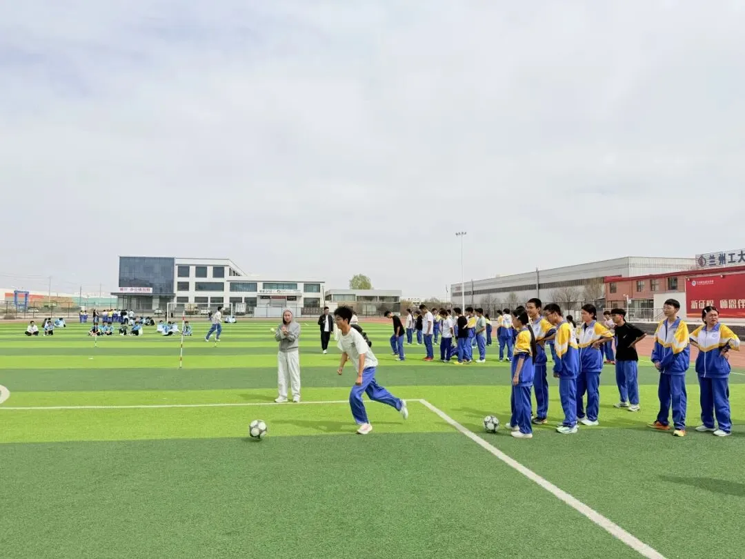 厉兵秣马测实力,凝心聚力迎中考——成功初三年级圆满完成体育市一诊检测 第13张