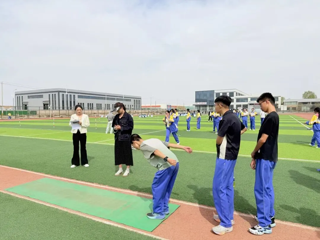 厉兵秣马测实力,凝心聚力迎中考——成功初三年级圆满完成体育市一诊检测 第17张