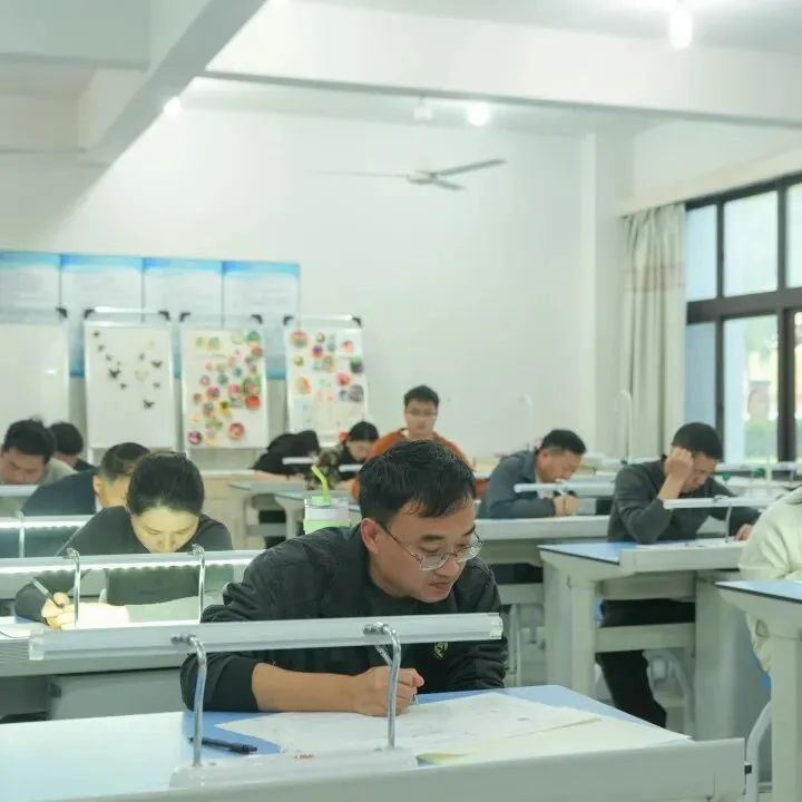 一张试卷 两份成长 | 师生同考让教与学真正“双向奔赴” 第14张