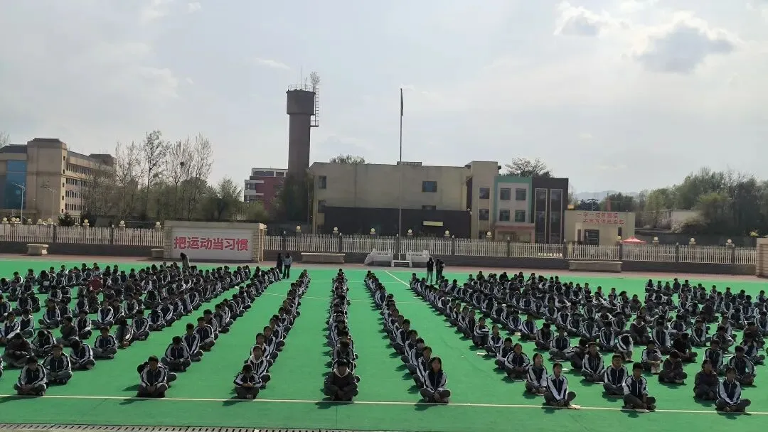 突破焦虑 从容应考——临夏市开展中考考前减压心理健康专题讲座 第5张