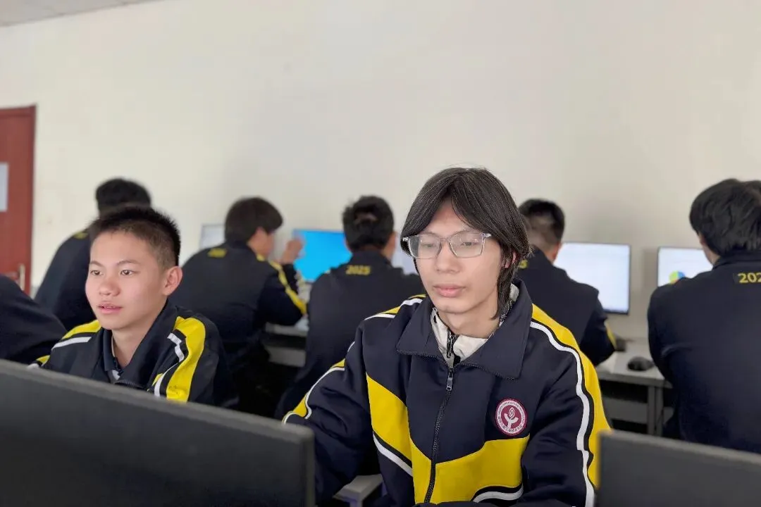 从中考失意到全省前列:崔胤增书写“低进高出”逆袭传奇 第4张