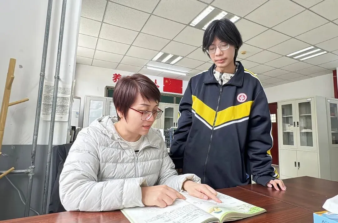 从中考失意到全省前列:崔胤增书写“低进高出”逆袭传奇 第7张