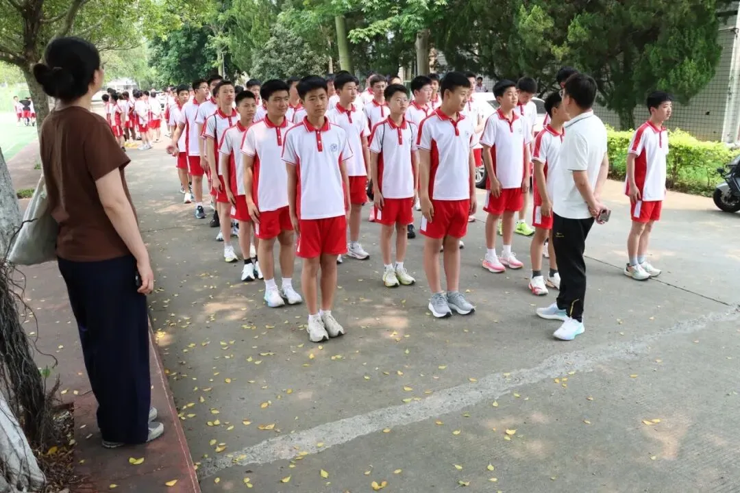 今日开考!直击2026年体育中考现场,为西山考生点赞! 第3张