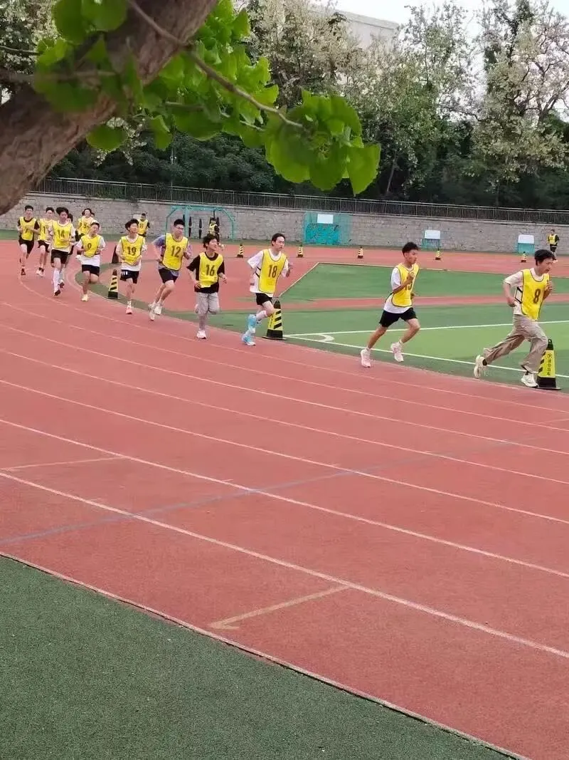 长沙体育中考雨天开考!摔倒别硬跑!3步操作保住50分,附考前避坑全指南 第2张