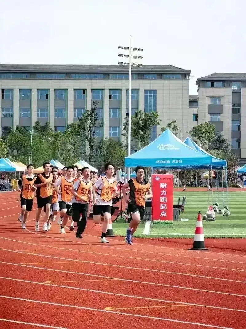 长沙体育中考雨天开考!摔倒别硬跑!3步操作保住50分,附考前避坑全指南 第4张