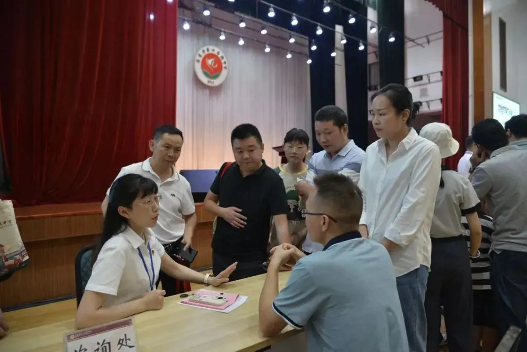 东莞中考如何择校?4月18-19日,全东莞高中阶段学校中招咨询现场会统一汇聚在这里 第5张