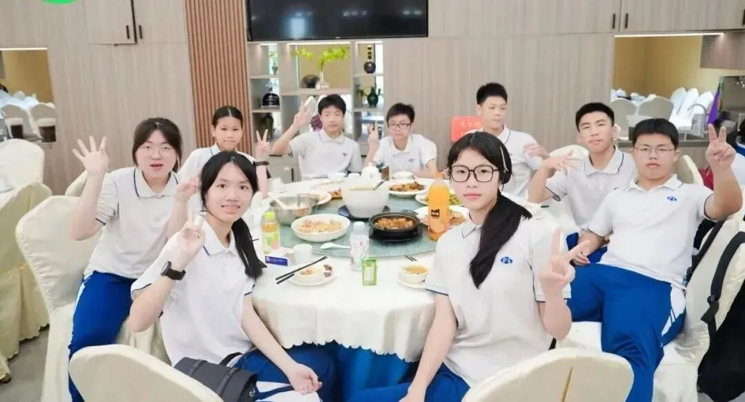 问鼎鼎湖,决胜中考——佛山市汾江中学初三励志研学暨中考誓师大会 第23张