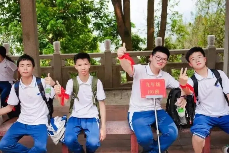 问鼎鼎湖,决胜中考——佛山市汾江中学初三励志研学暨中考誓师大会 第33张