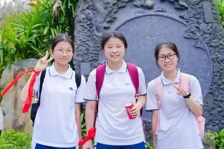 问鼎鼎湖,决胜中考——佛山市汾江中学初三励志研学暨中考誓师大会 第38张