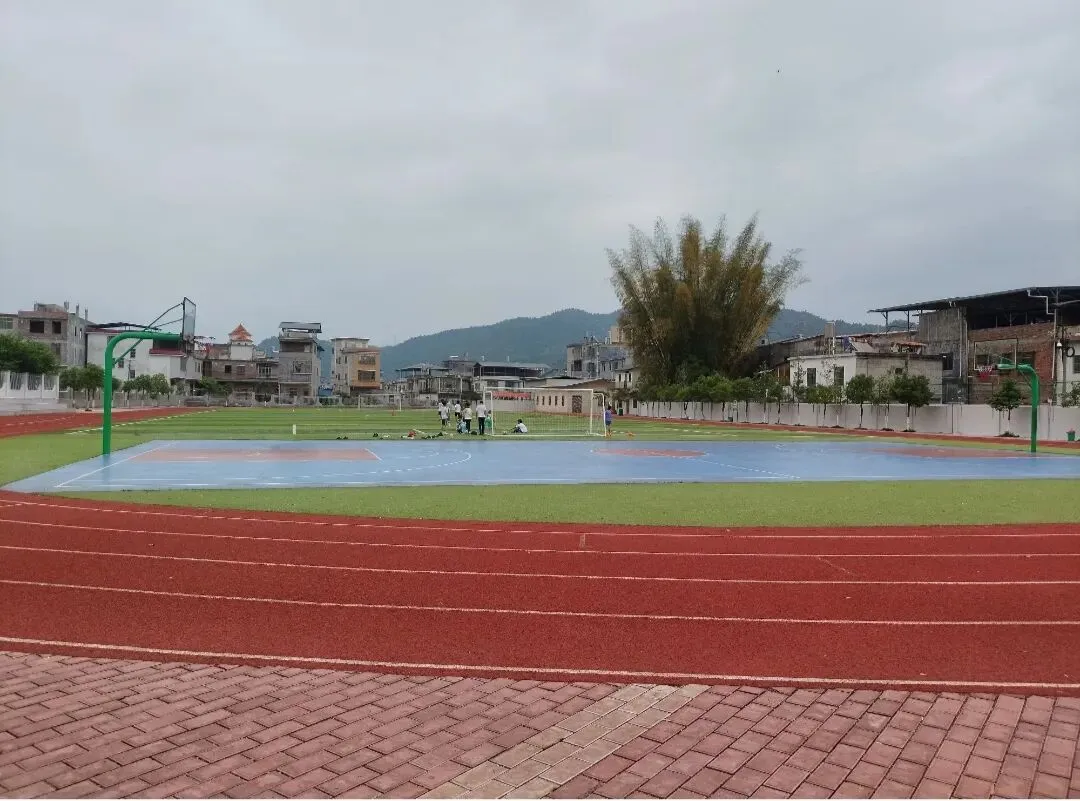 发了个体育模拟考视频,播放量跑到22万,热议的是城乡差距. 第3张