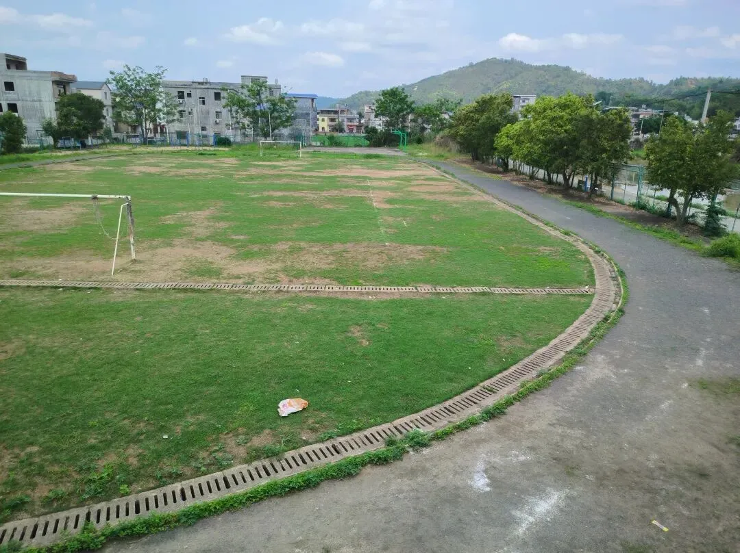 发了个体育模拟考视频,播放量跑到22万,热议的是城乡差距. 第4张