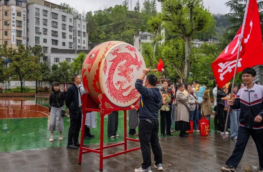 凝心聚力战中考,六月亮剑向未来——这场誓师大会,藏满城关少年的青春与热血! 第21张