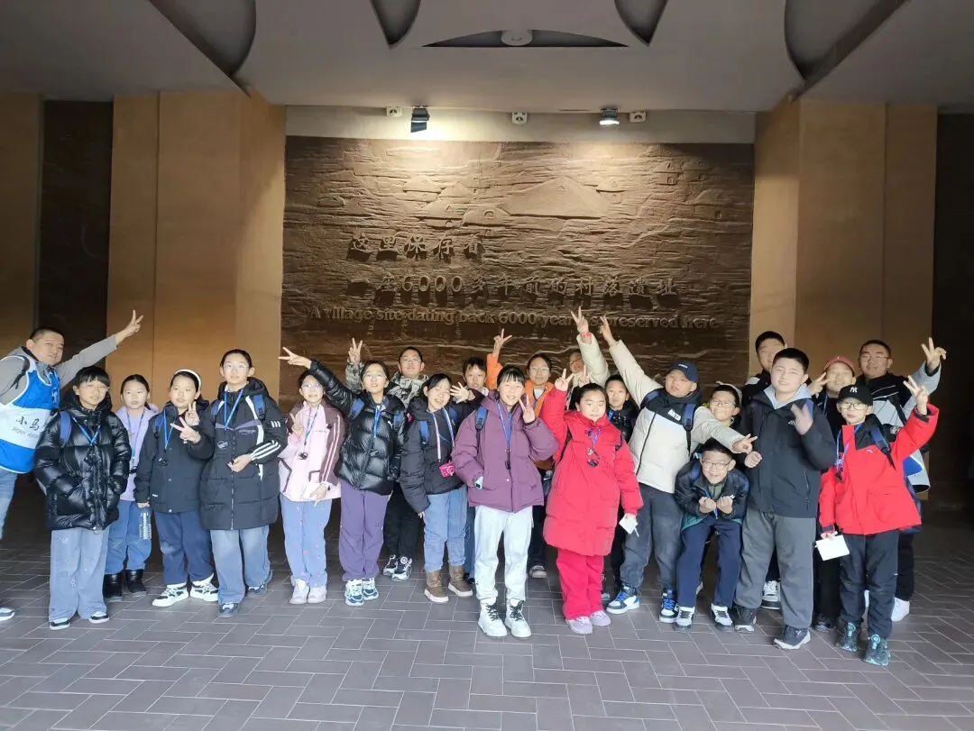 【中考假长途研学】行知西安|半坡博物馆+兵马俑+陕历博+碑林+城墙+大雁塔+大唐西市博物馆+西北大学+袁家村+穿汉服化唐妆 第26张