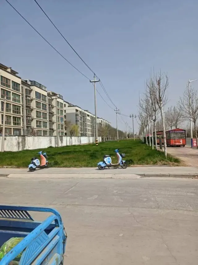 26山东真题:请从以上八个方面中选出三个你认为“租赁式旅游”作为一种新型旅游方式,备受年轻人喜爱的原因,并说明理由. 第2张