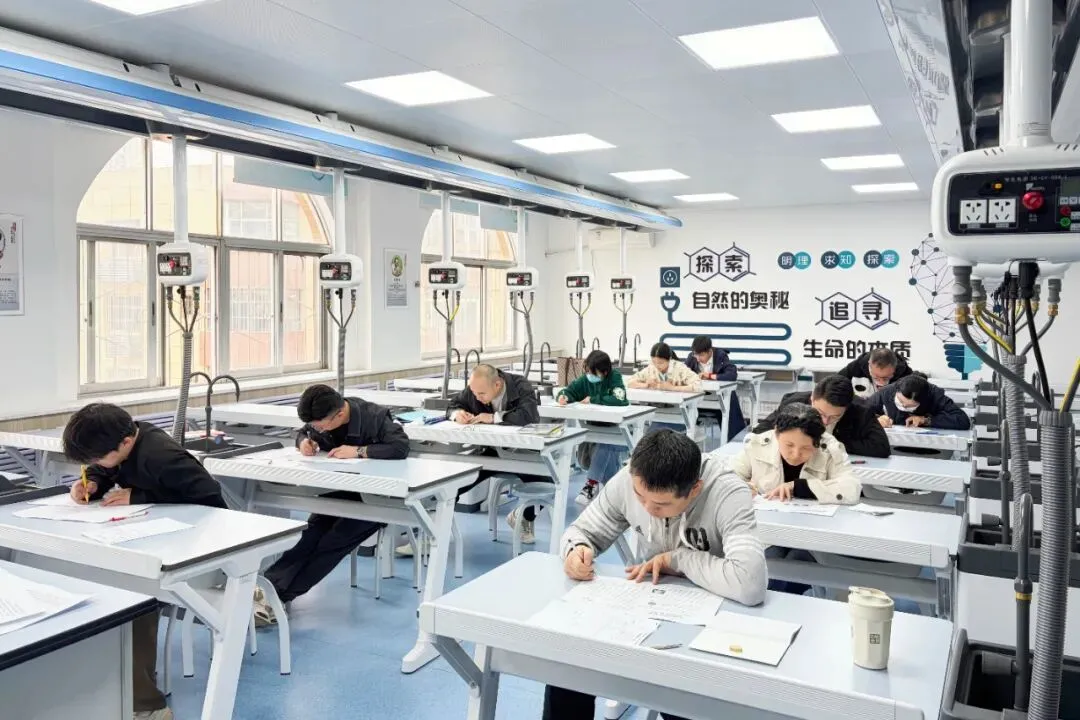 以考促研砺师能,真题实战促成长 | 我校第二届讲题大赛“真题体验”活动圆满落幕 第7张