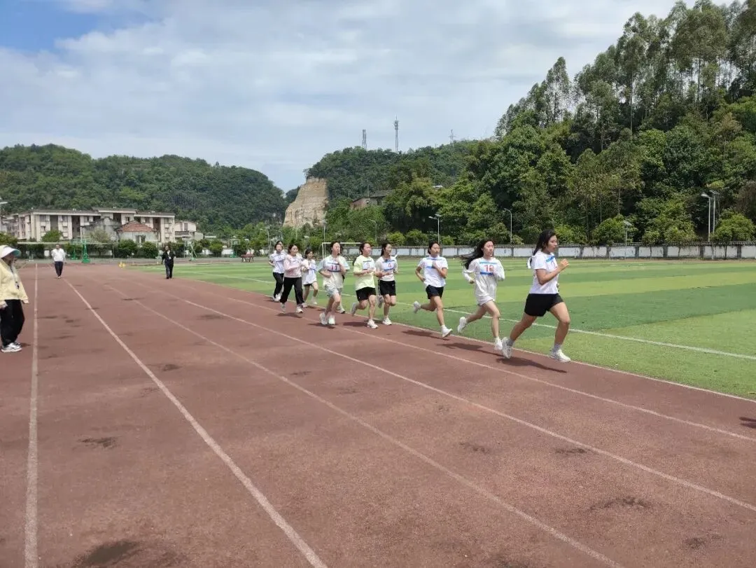 福禄中学体育中考圆满落幕,福禄学子顽强拼搏展青春风采 第19张