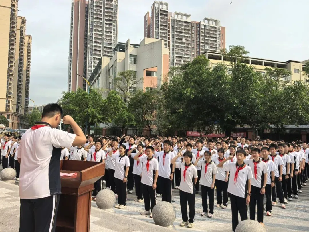 焕新校门启新程·砺剑中考创辉煌——东源中学九年级中考誓师大会暨校门维修竣工仪式圆满举行 第16张 焕新校门启新程·砺剑中考创辉煌——东源中学九年级中考誓师大会暨校门维修竣工仪式圆满举行 第16张