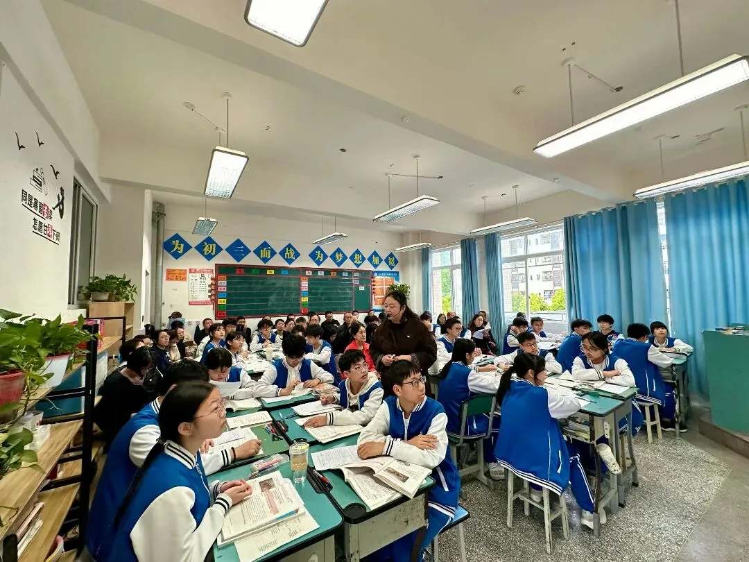 通江县这场备考培训会,为中考攻坚“把脉开方”! 第47张