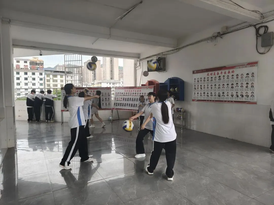 黔586:体育中考花絮 第1张