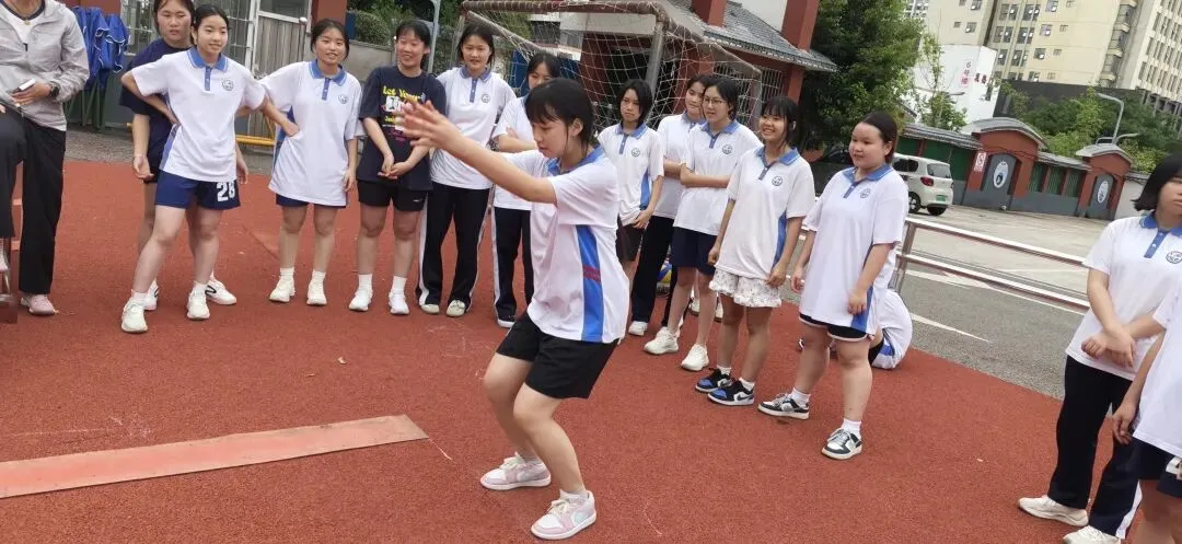 黔586:体育中考花絮 第26张