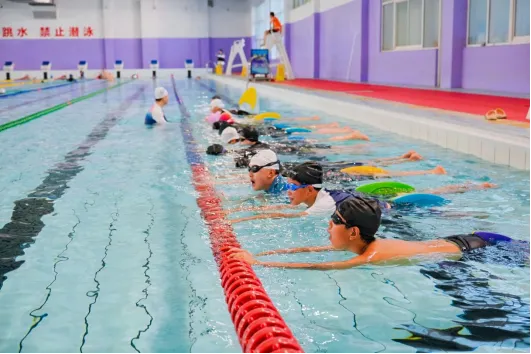 全民春季中考游泳班|蛙泳+自由泳双项发力,助力学子轻松冲分! 第8张