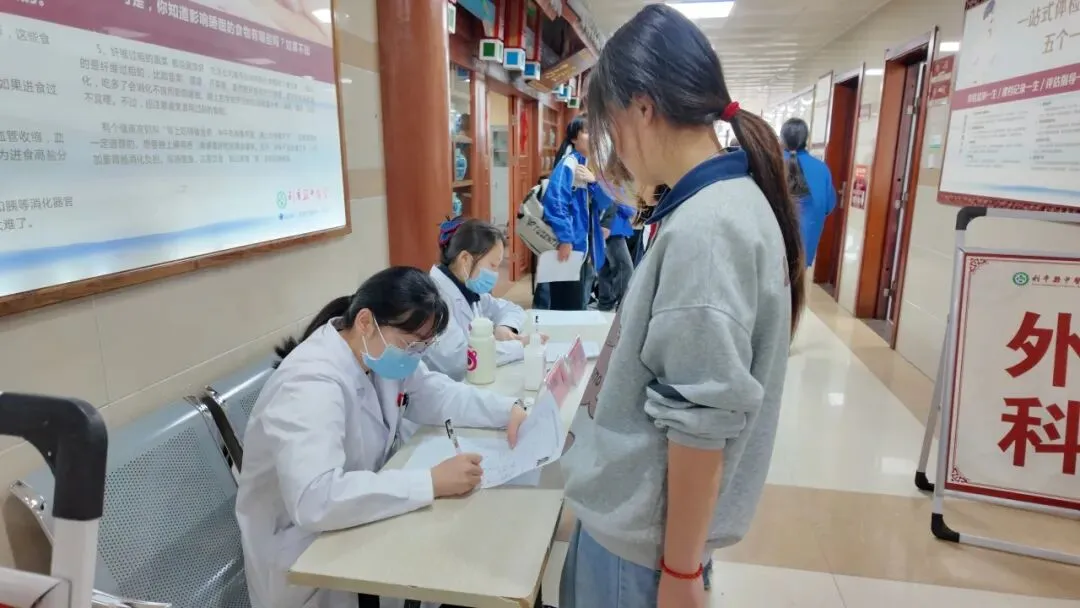 中考助力,健康护航——利辛县中医院开展2026年中考体检工作 第4张