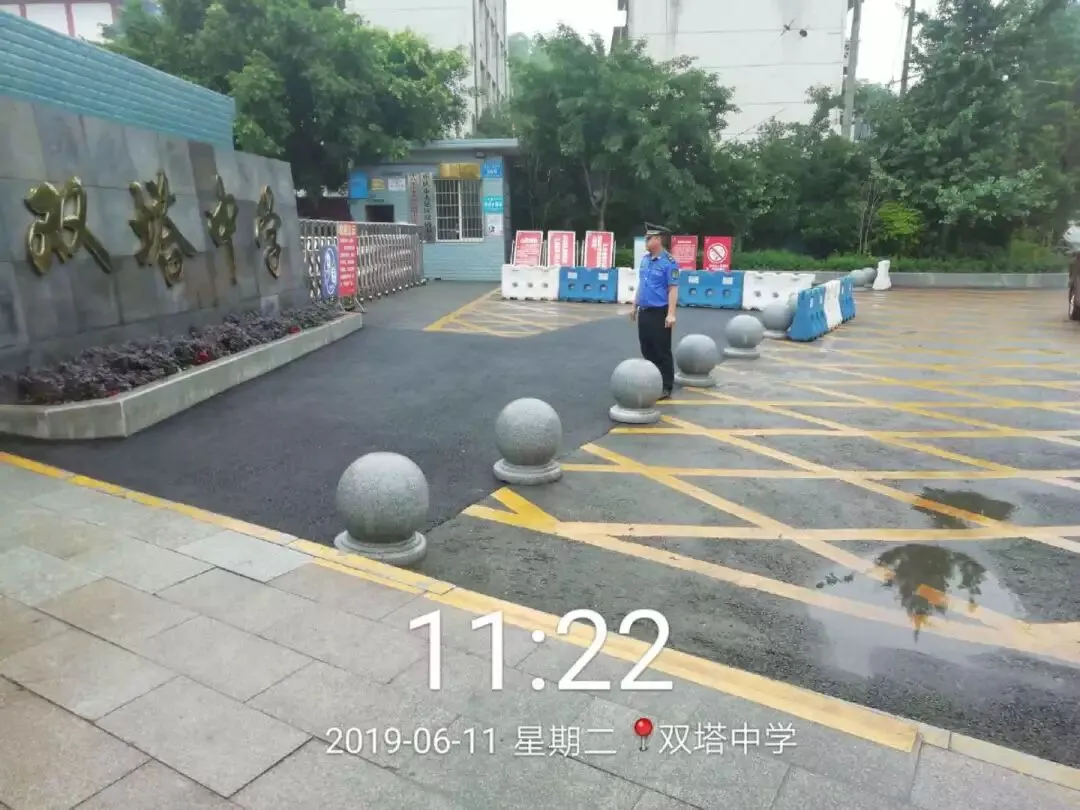 大足区城管执法支队为中考保驾护航 第5张