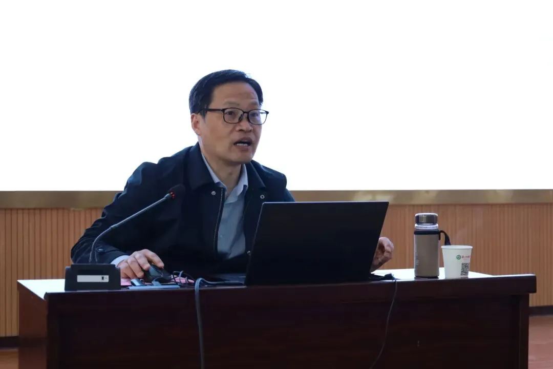 凝心聚力备中考 精准施策谋新篇——清外教育集团初中学段教联体2026年备考会圆满举行 第8张 凝心聚力备中考 精准施策谋新篇——清外教育集团初中学段教联体2026年备考会圆满举行 第8张