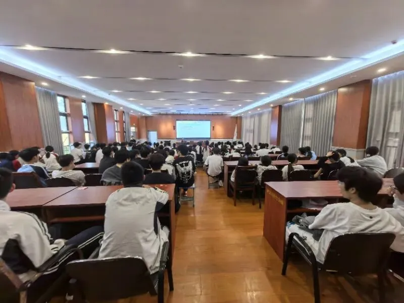 【策马前行 暖心相伴】惠安五峰中学举行中考考前心理辅导讲座 第9张