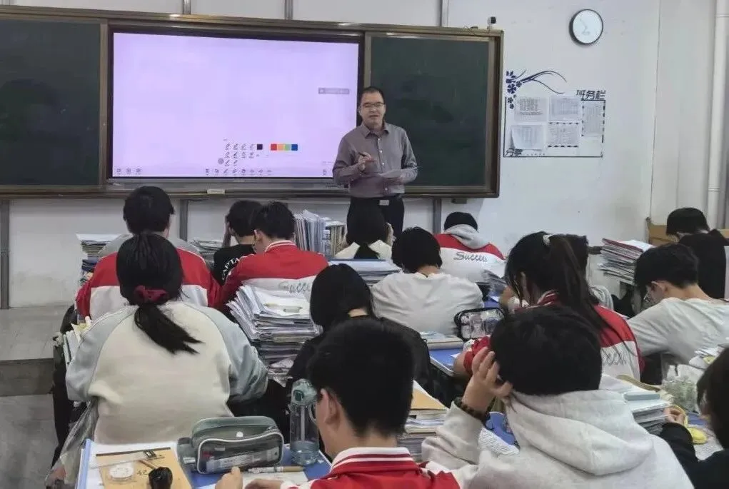 聚名师之力,筑逆袭之路——成功中考复读二校重磅亮相,助你重启梦想征程 第11张