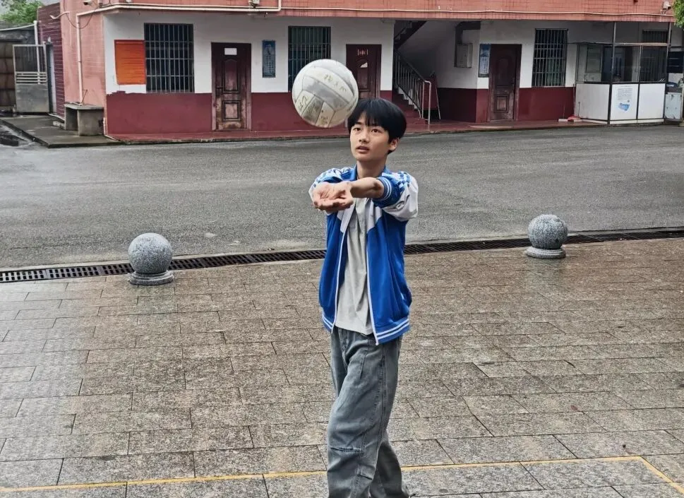 以测促练,砺剑中考——安仁五中开展中考体育模拟测试 第19张 以测促练,砺剑中考——安仁五中开展中考体育模拟测试 第19张